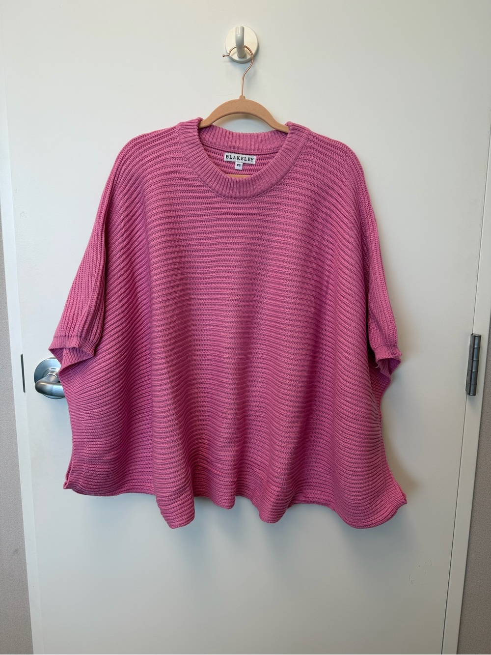 BLAKELEY Ribbed Knit Pullover in Pink
